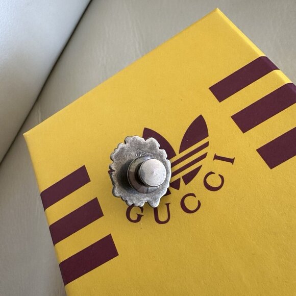 NEW GUCCI LION BROOCH SILVER WITH BOX 100% Authentic - Picture 6 of 7